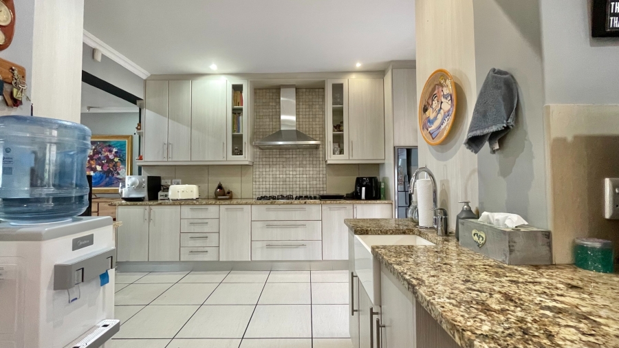 3 Bedroom Property for Sale in Helena Heights Western Cape